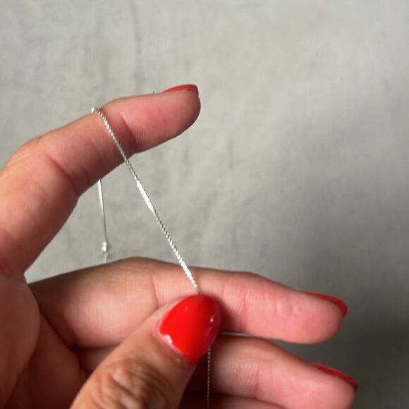 Thin Silver Necklace - Very Thin Chain - BRAND NEW - Short Necklace - Picture 3 of 5